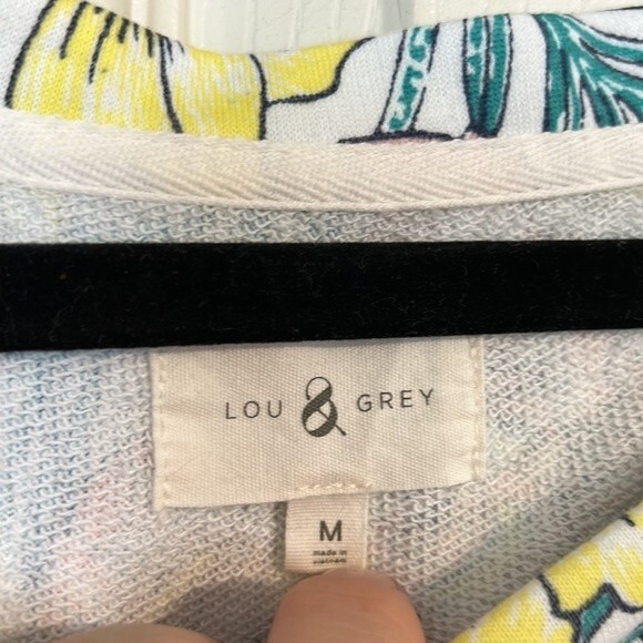 LOU & GREY Size Medium Tropical Cozy Cotton Terry Sweatshirt White Yellow Pink - Picture 4 of 7
